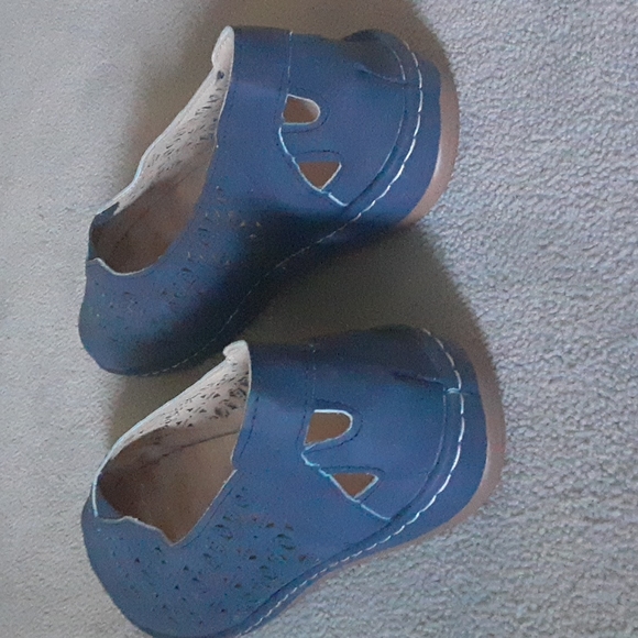 Blue Slip on sandals, size 10 - Picture 3 of 4